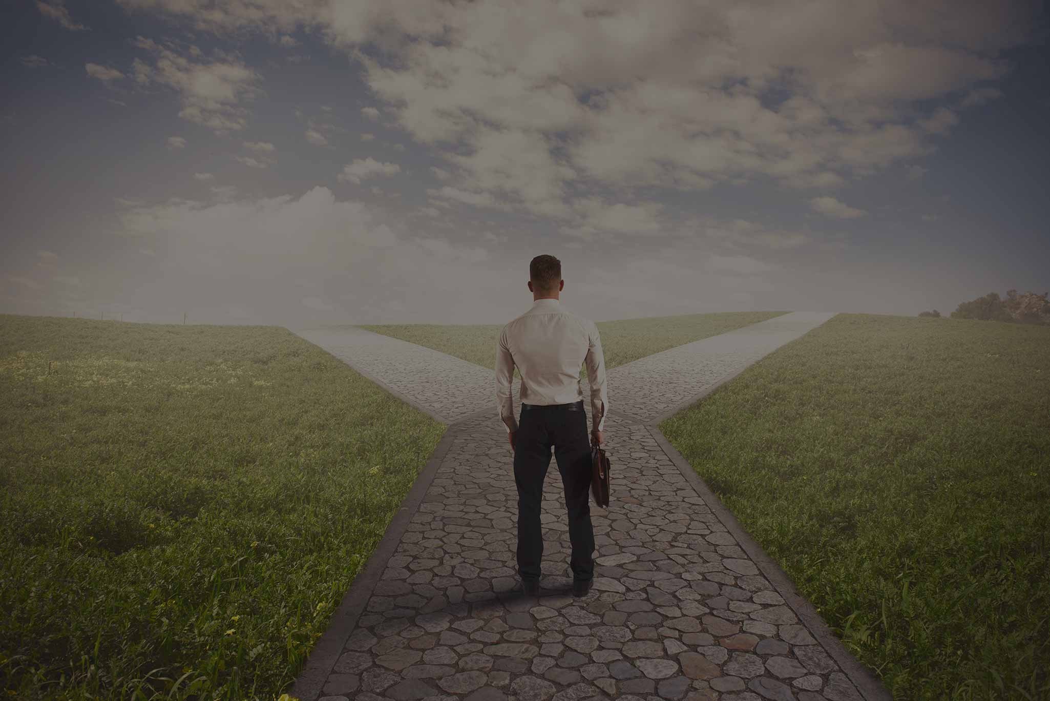 Make vs. Buy – Reconsidering the vertical integration in IT